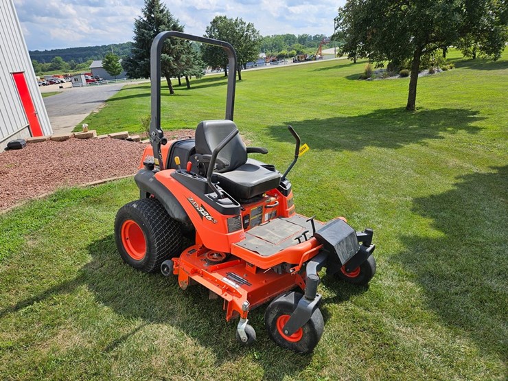 kubota-zd326s-image-7