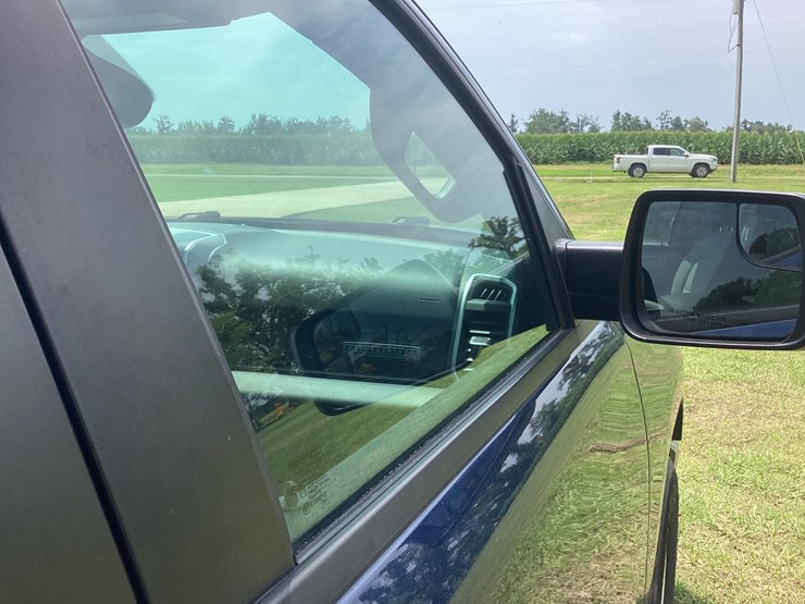 2021-dodge-1500-image-28