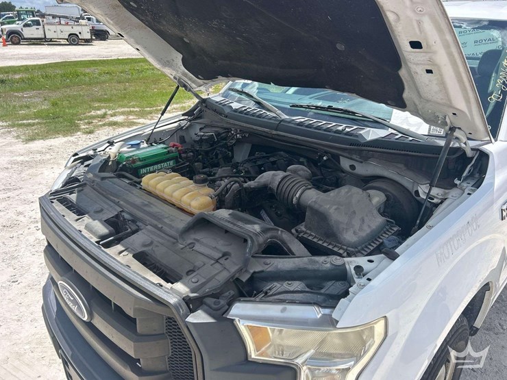 2017-ford-f150-image-9