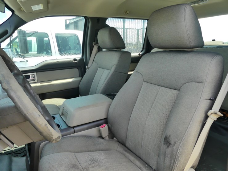 2010-ford-f150-xl-image-12