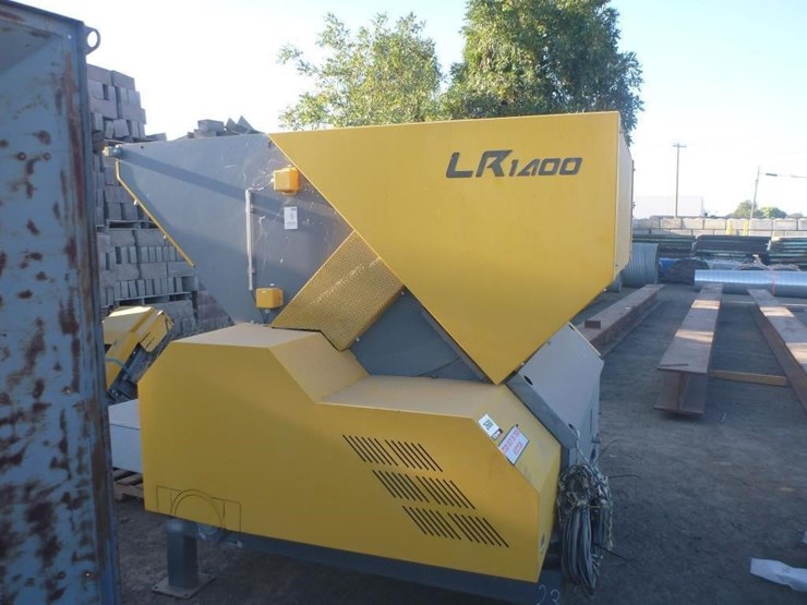 untha-lr1400-pallet-shredder-image-2