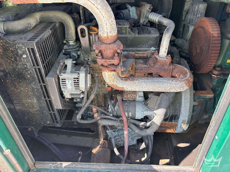 2017-baker-corp-dp44ls-4in-towable-trash-pump-image-15