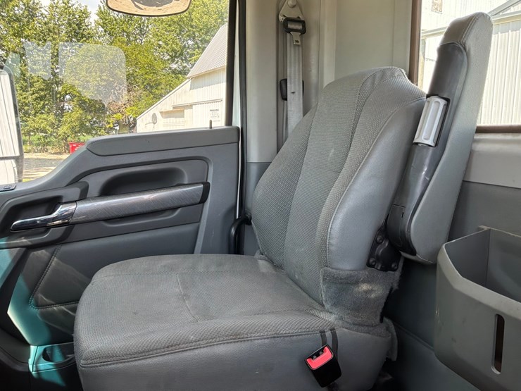 2018-kenworth-t680-image-63