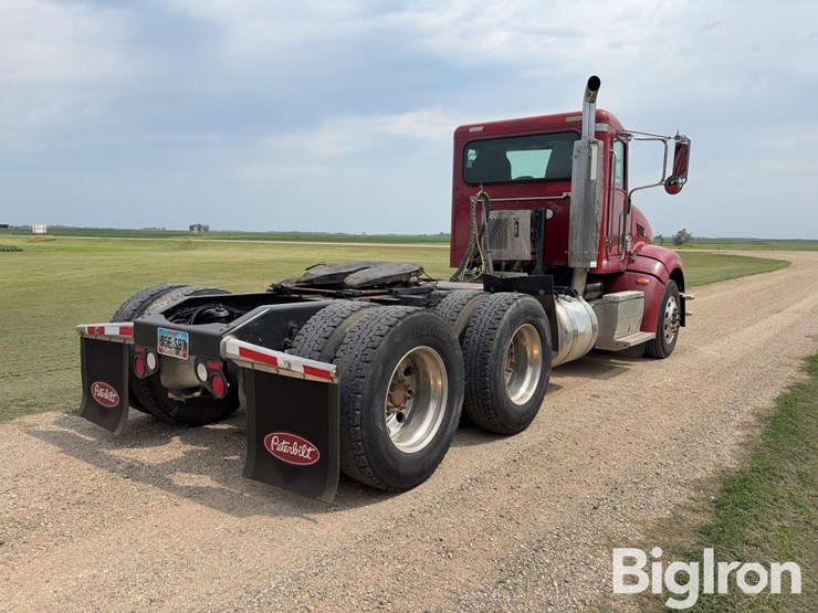 2010-peterbilt-386-image-5
