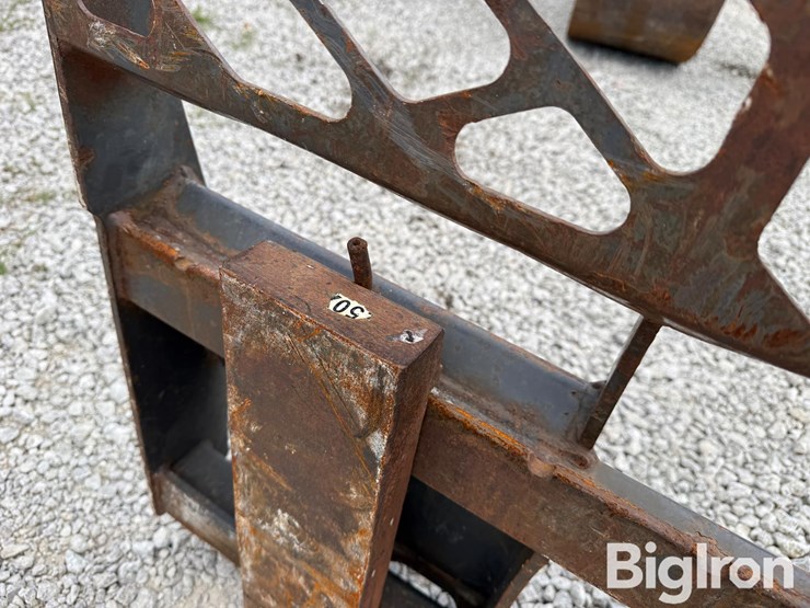 titan-machinery-pallet-forks-image-15