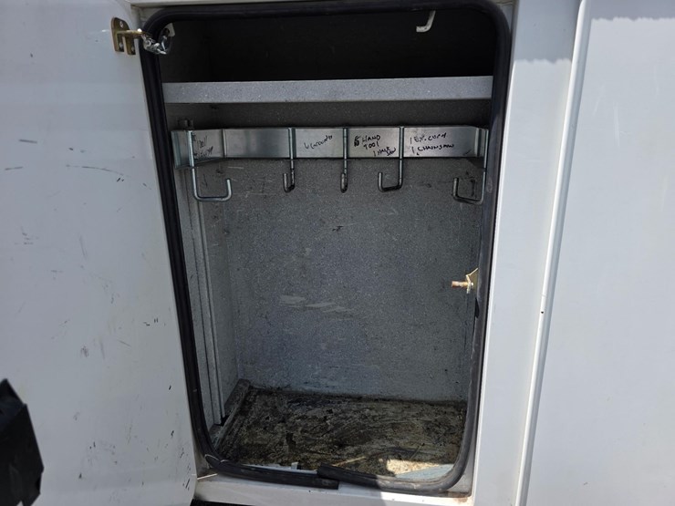ford-f750-image-15