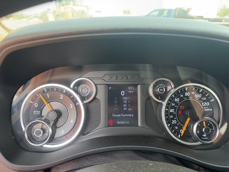 2020-dodge-3500hd-image-23