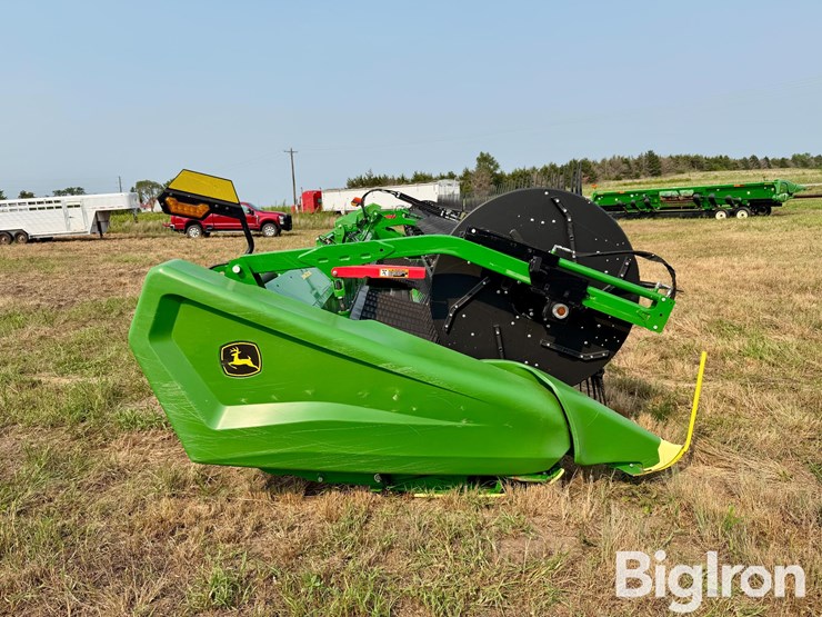 2024-john-deere-hd40f-image-4