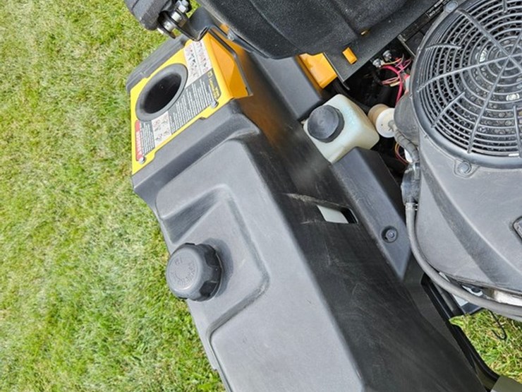 #6878-•-cub-cadet-z-force-sz-zero-turn-mower-image-21
