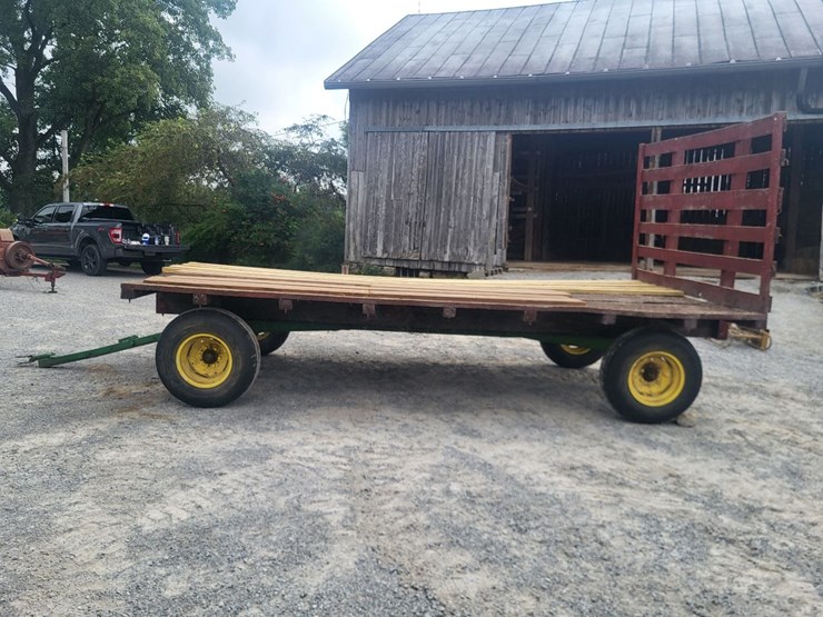 hay-wagon-w/running-gear-image-2