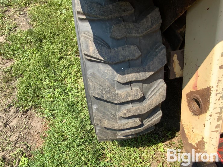 mobility-12812w-forklift-image-11