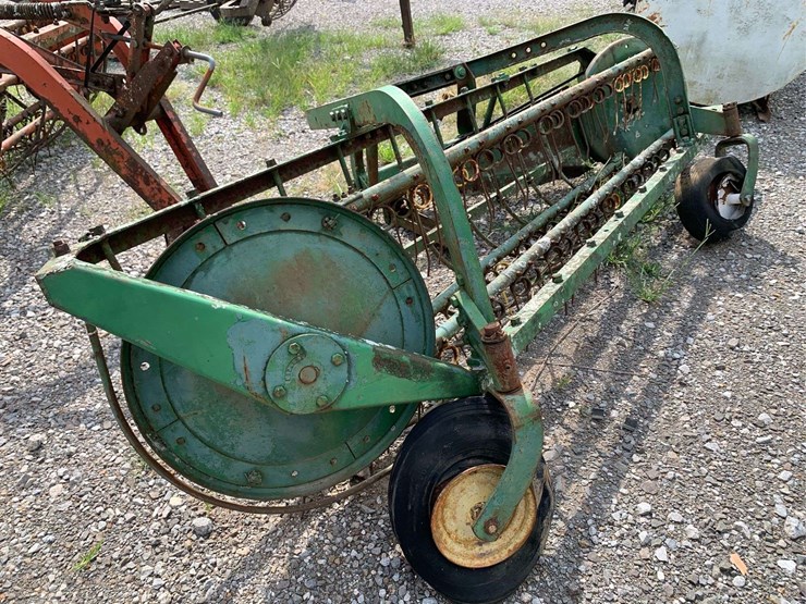 john-deere-3pt-hay-rake-image-8