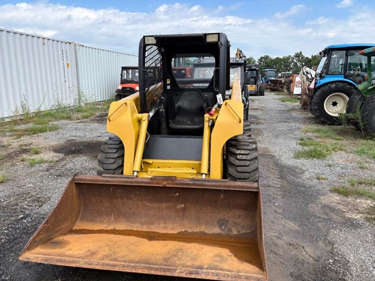 john-deere-250-image-3