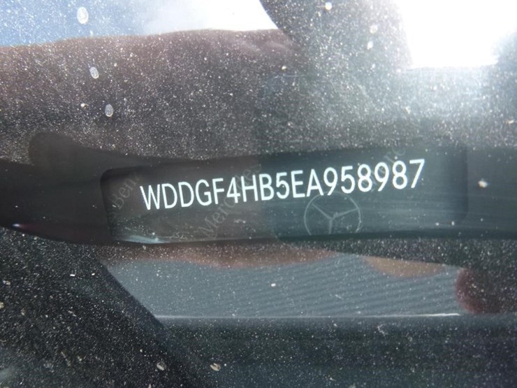 2014-mercedes-c250-sedan-image-15