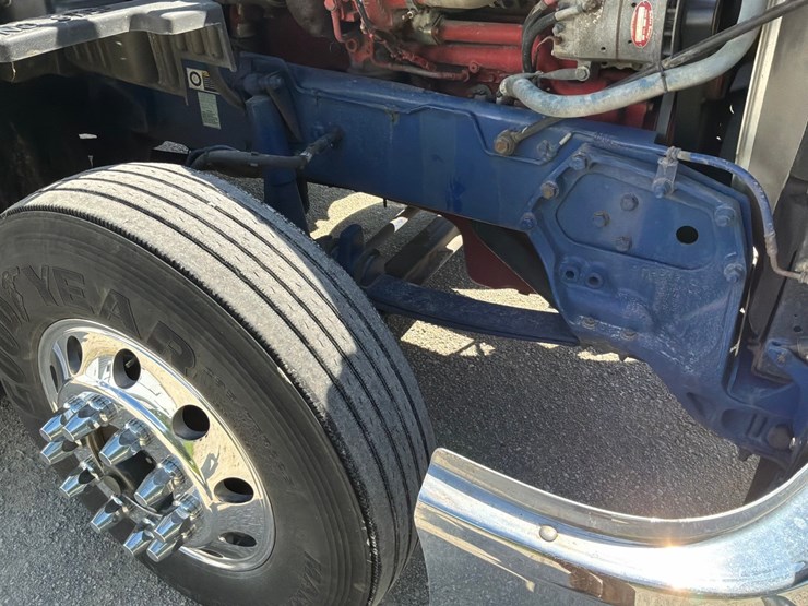 2018-kenworth-t680-image-55