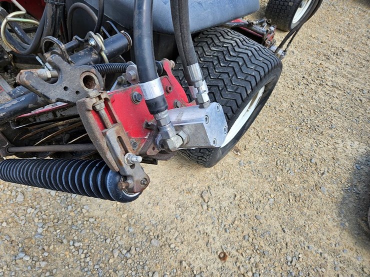 toro-reelmaster-5210-image-10