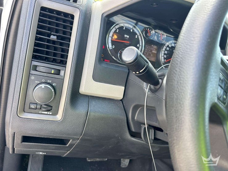 2012-dodge-2500-image-15