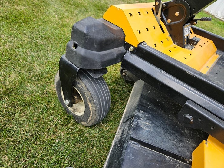 #6878-•-cub-cadet-z-force-sz-zero-turn-mower-image-28
