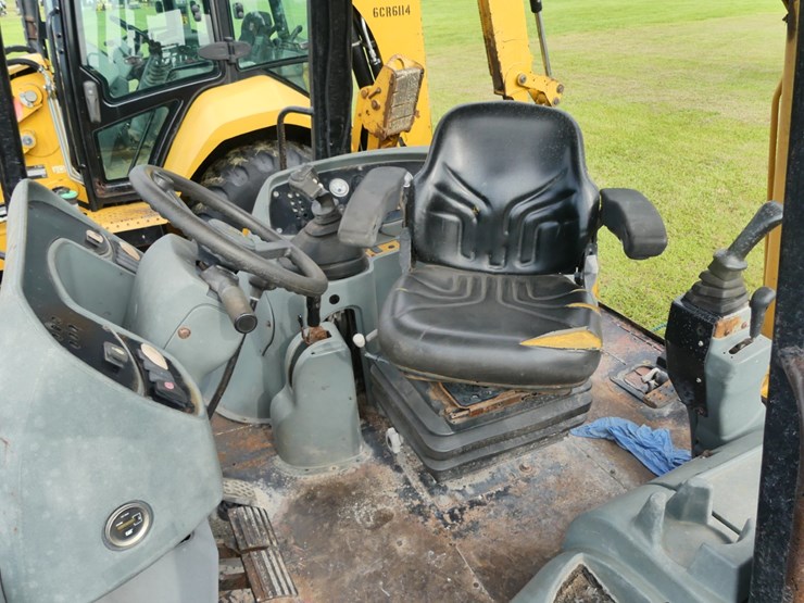 caterpillar-420d-image-20