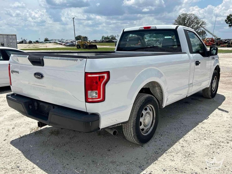 2017-ford-f150-image-3