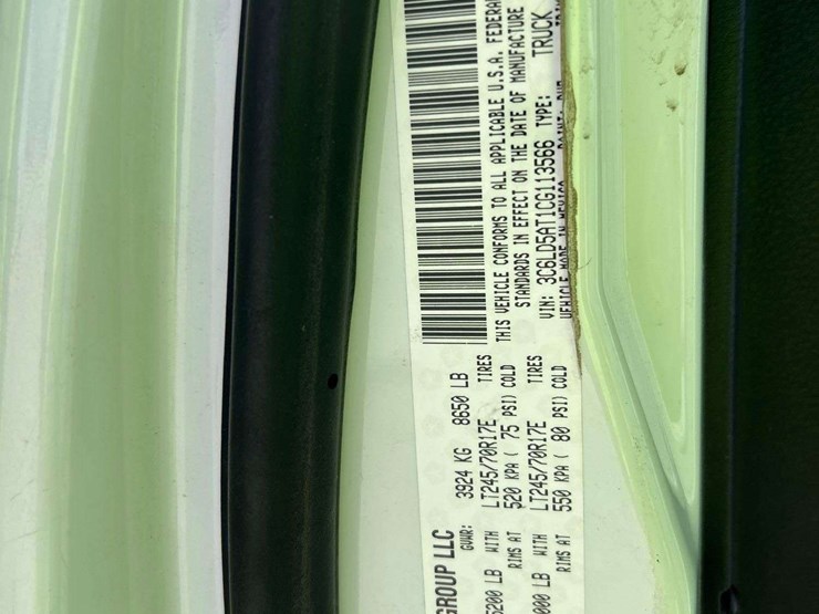 2012-dodge-2500-image-5