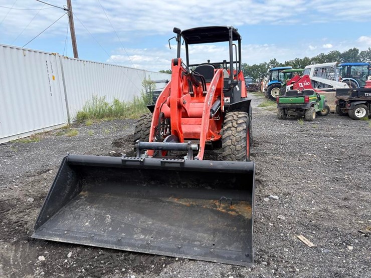 kubota-r530-image-4
