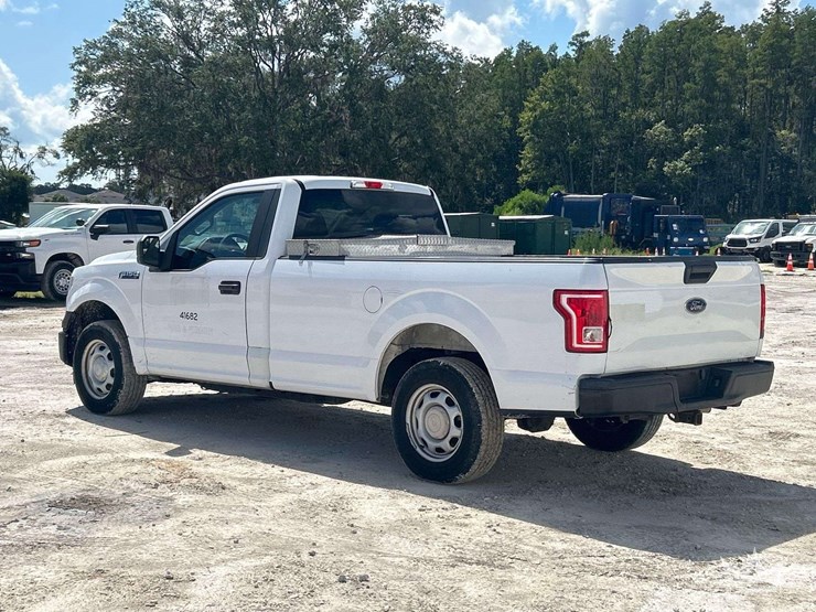 2017-ford-f150-image-4
