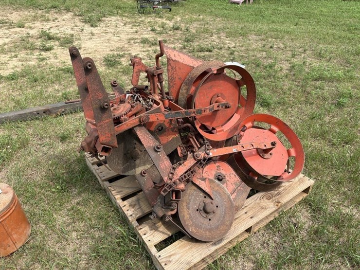 allis-chalmers-fast-coupler-planter-parts-image-5