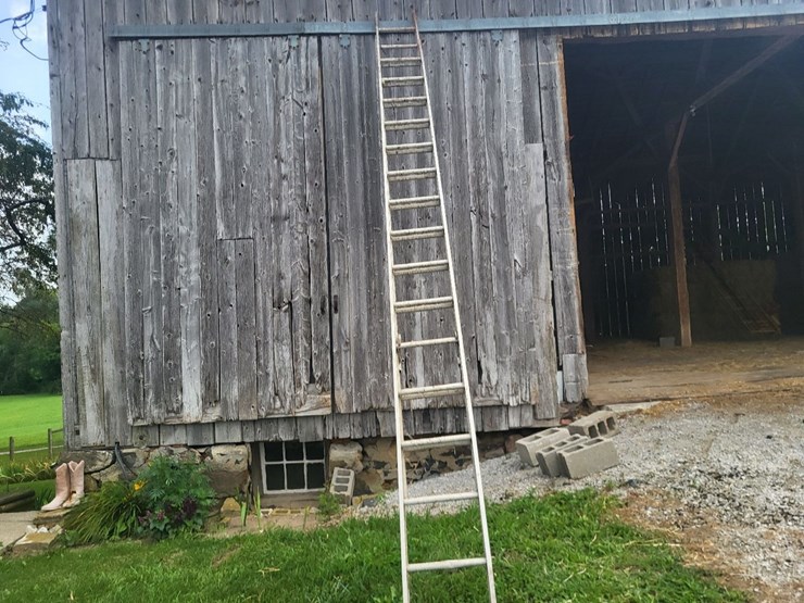 aluminum-extension-ladder-image-3