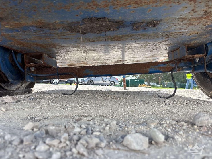 2016-thompson-pump-4in-self-priming-towable-trash-pump-image-13