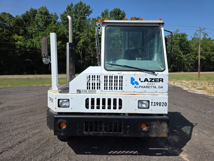 kalmar-spotter-truck-image-2
