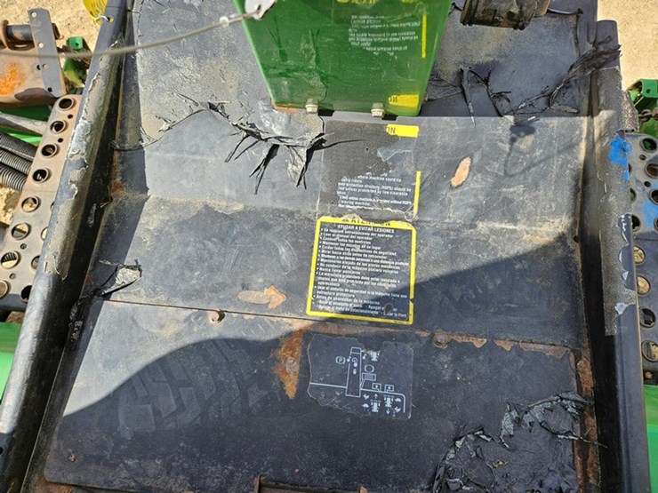 john-deere-3225b-image-22