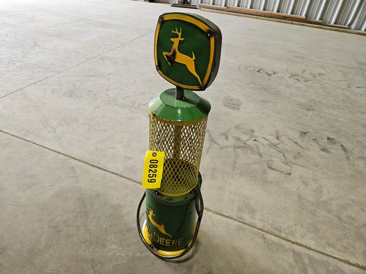 #181-•-john-deere-gas-pump-image-2