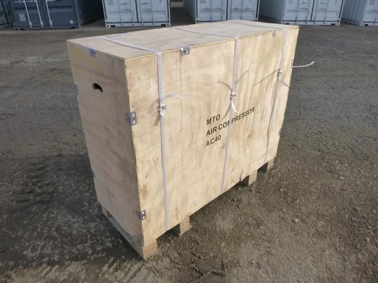 mto-gas-40gal-air-compressor-image-4