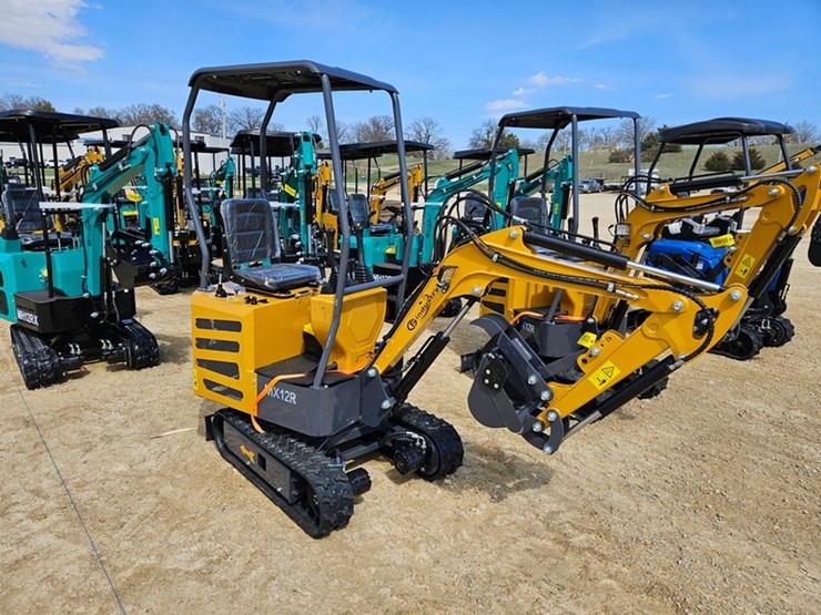 #217-•-2026-agt-mx12r-mini-excavator-image-6