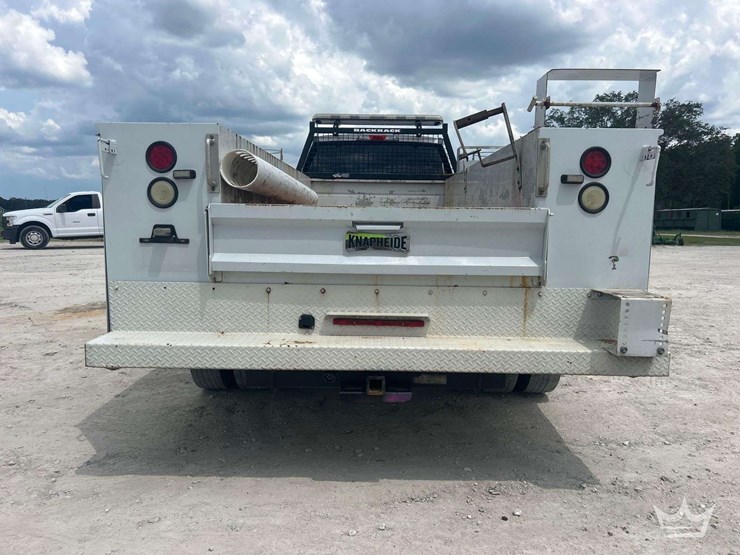 2017-ford-f550-image-27