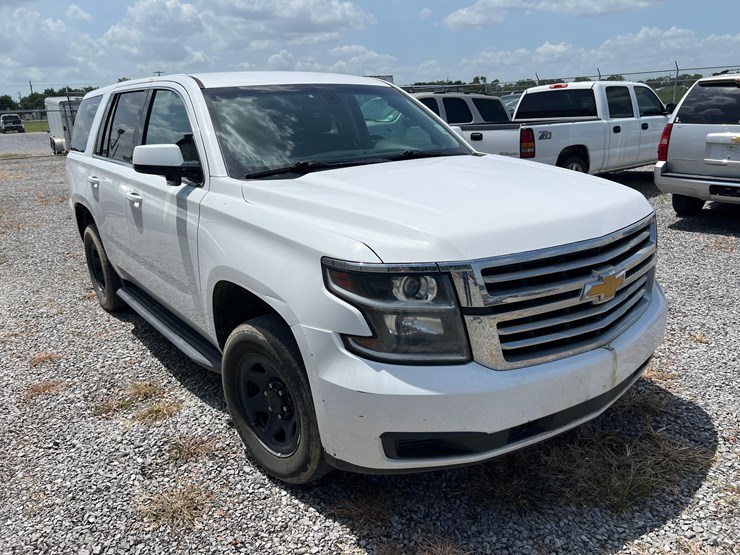 chevrolet-tahoe-image-3