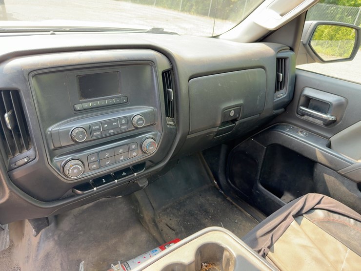 2017-gmc-sierra-1500-image-18