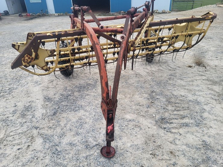 new-holland-256-image-27