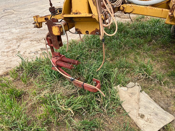 no-reserve-sprayer-nurse-tank-trailer-la02165-image-8