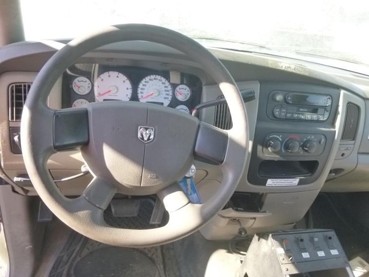 2005-dodge-ram-2500-image-10