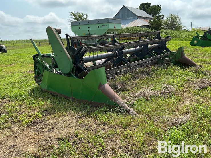 john-deere-216f-image-3