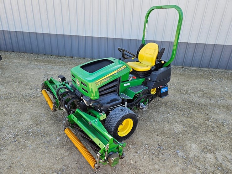 2015-john-deere-2653b-image-1