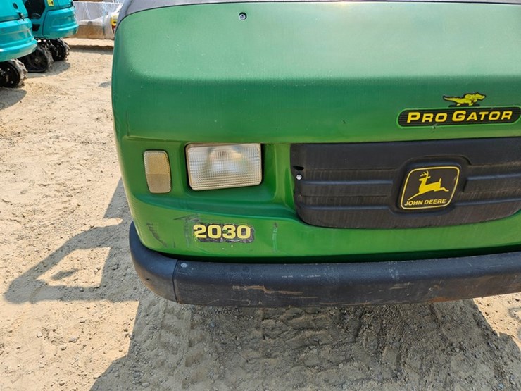 #206-•-john-deere-progator-turf-truck-image-7
