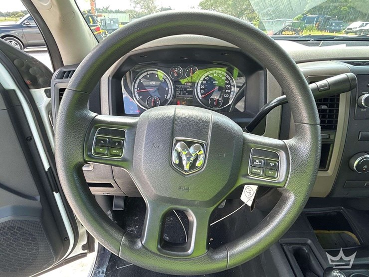 2012-dodge-2500-image-13