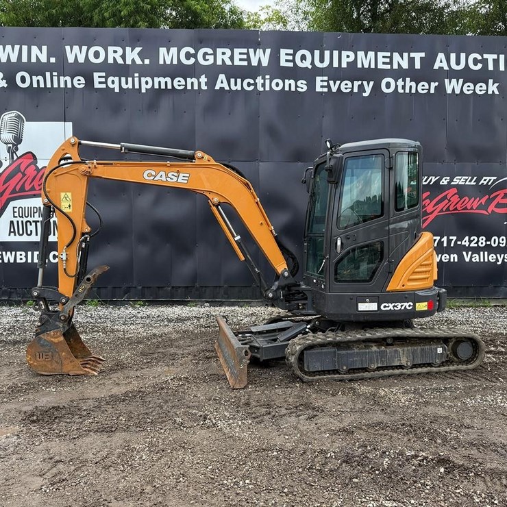 2023 CASE CX37C