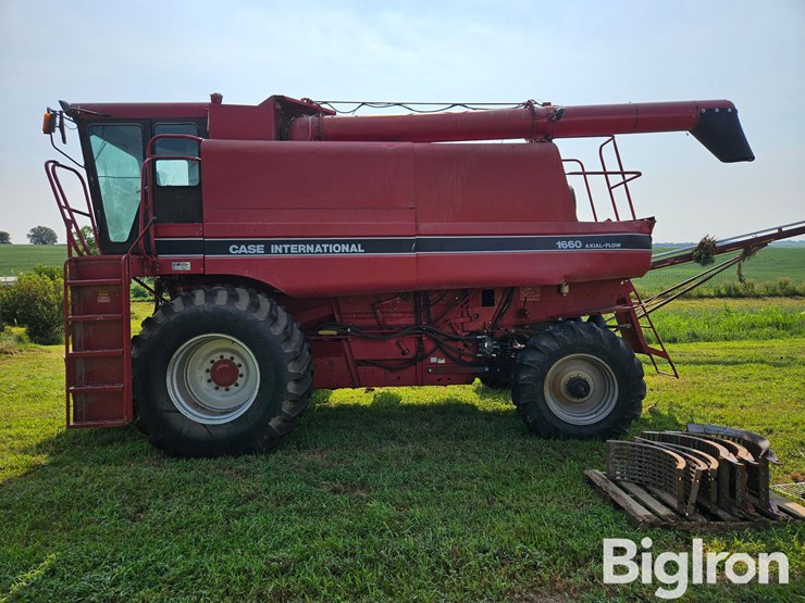1988-case-ih-1660-image-8