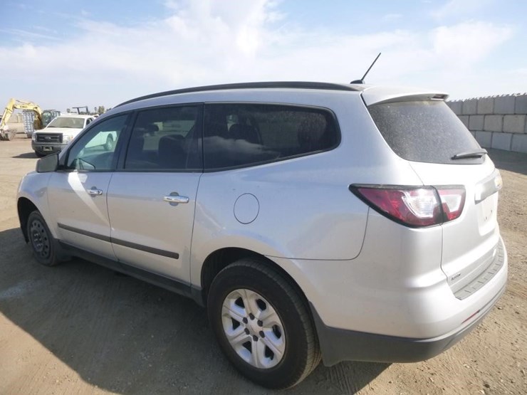 2016-chevrolet-traverse-image-4
