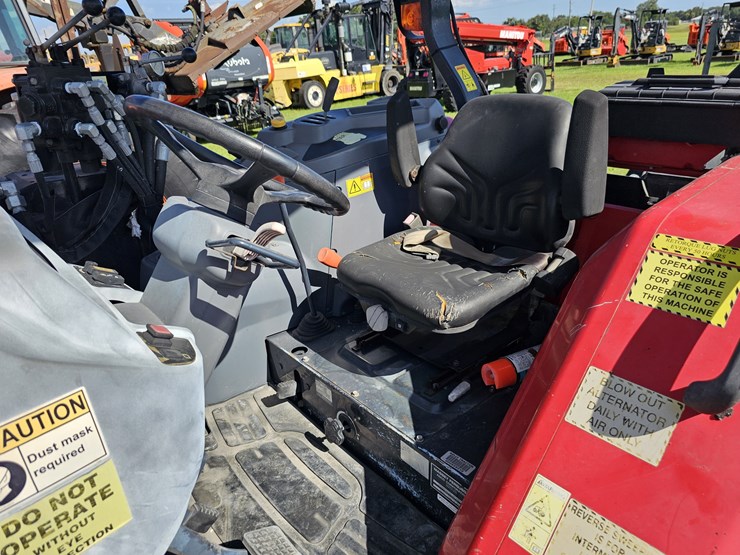 massey-ferguson-4607m-image-13