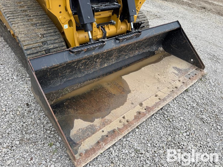 2025-caterpillar-275-image-10